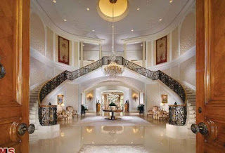 spelling-manor-front-hall-and-staircase-611x417-6835105